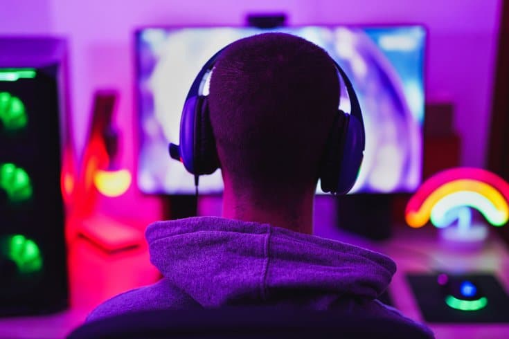 Studiu: gamingul excesiv peste 10 ore pe săptămână afectează sănătatea 2 gamingul excesiv afectează sănătatea